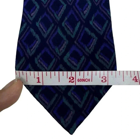 Vintage Valentino Cravatte 100% Silk Handmade Geometric Blue Neck Tie Italy - Picture 14 of 15